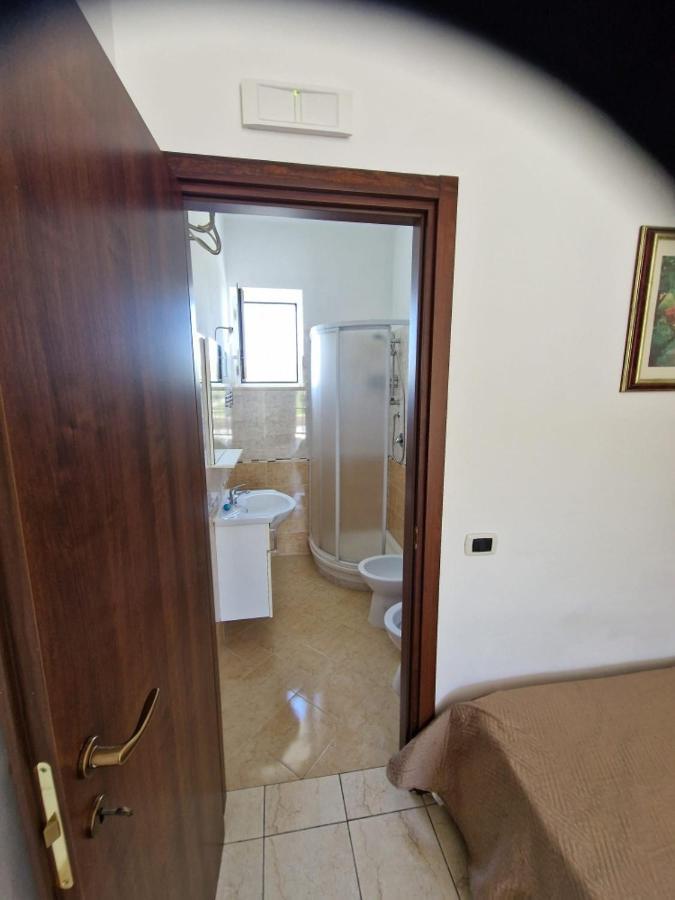 Casale Bianco Al Casello Dell' Autostrada Guidonia Экстерьер фото